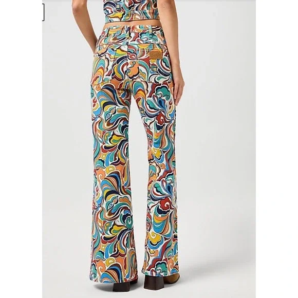 Wrangler Women's High Rise Flare Jeans Pants In Latigo Print Size 26 Retro Hippy - Picture 3 of 14